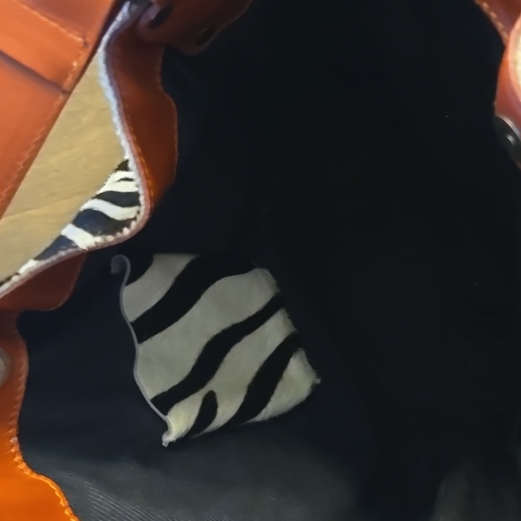 Maurizio Taiuti Zebra Print Women's Bag with Tan Accents - Picture 7 of 12